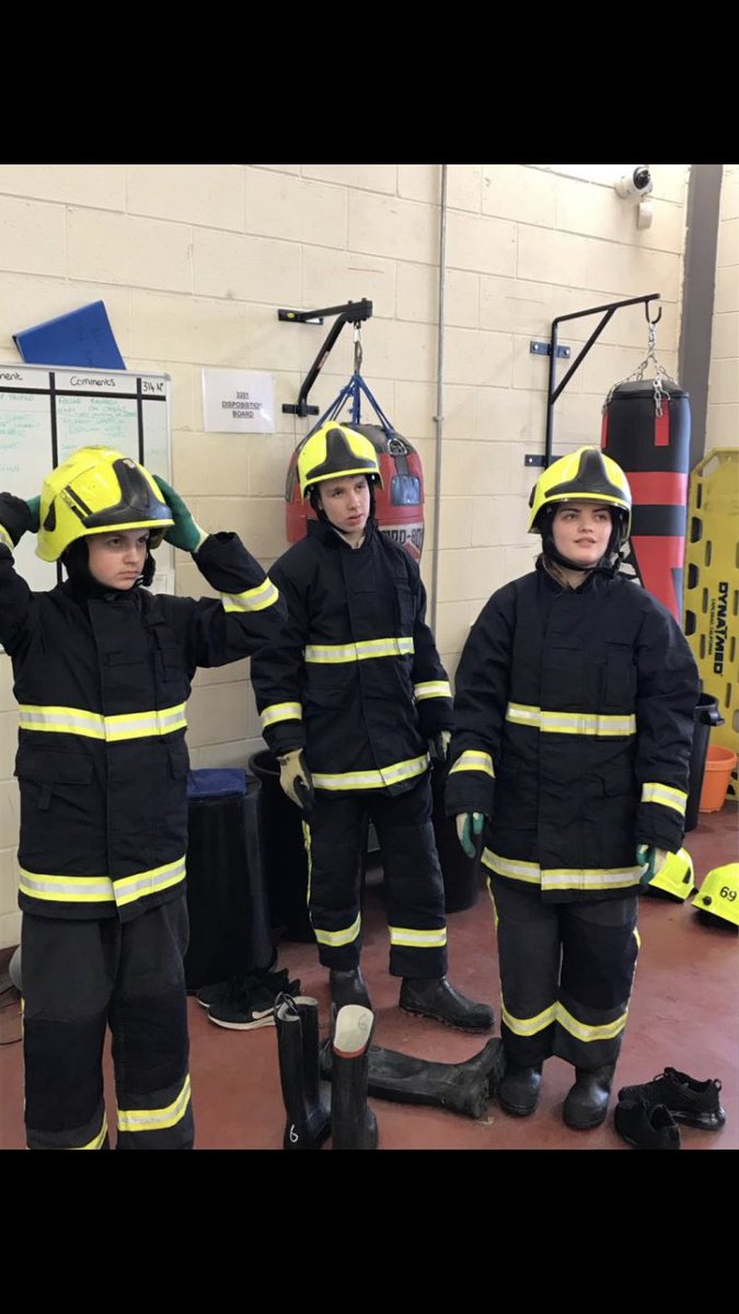 lcc_public's tweet photo. #AspireProgramme students have been with @WYFRS @ Killingbeck exploring roles and responsibilities. #fitness #careers #TriServiceCollaboration 🚒🚓🚑
@WYP_SallyB @YorksAmbulance @wy_vru @WestYorksOPCC @WestYorksPolice
@leedscitycoll
@jcarlyon
@alistair_gunn @Defib_Dave_YAS https://t.co/ai1q7cXBK0