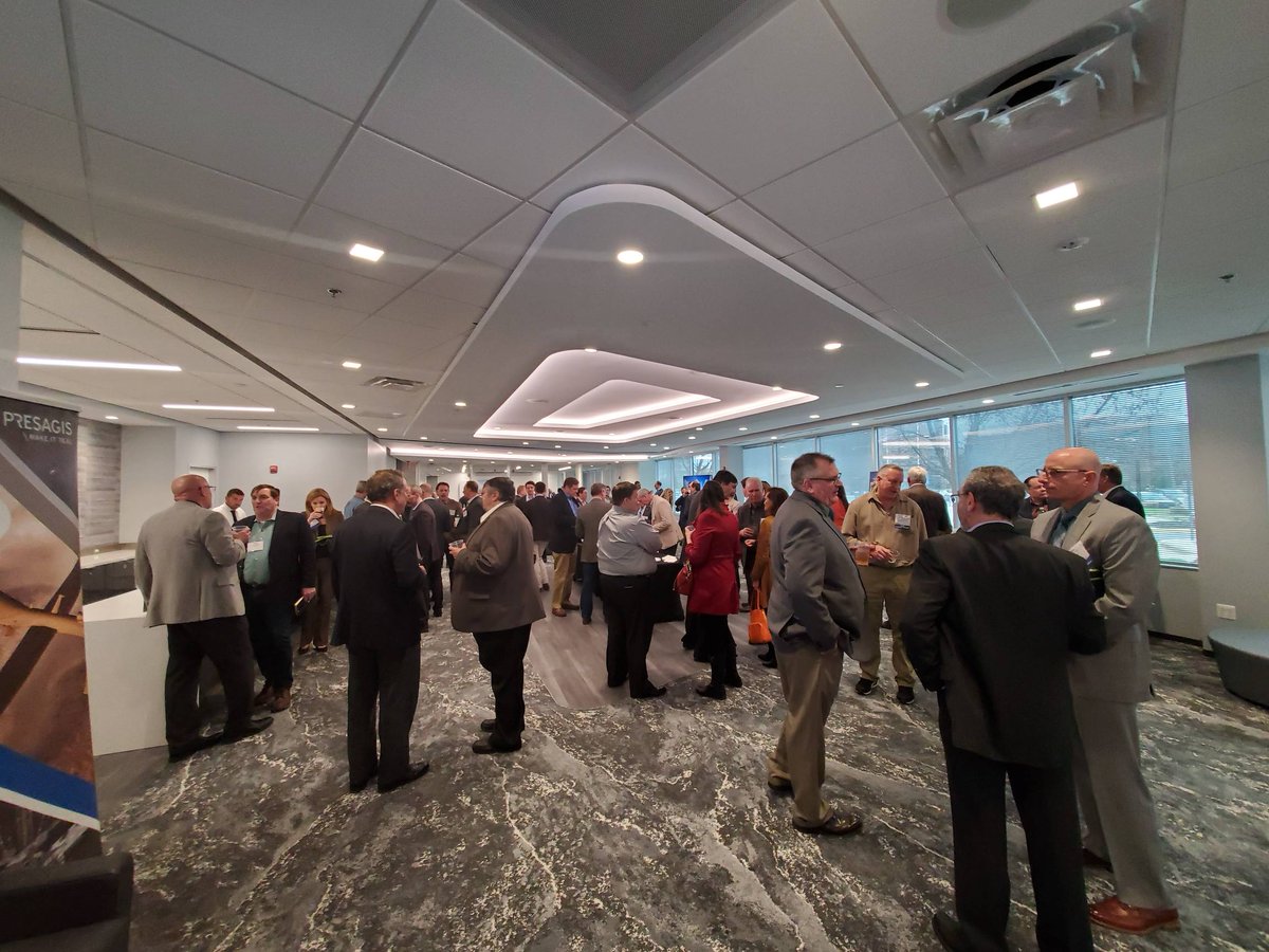 USGIF's tweet photo. It's a packed house at @TECDulles for #GEOINTeraction Tuesday. And we can't wait to hear from Dr. Cynthia Daniell, Director of Research at @NGA_GEOINT! https://t.co/Yh3z3rYFqw