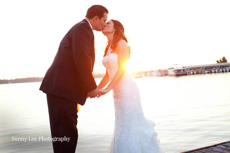 GAVetsStatePark's tweet photo. Creating a wedding story that expresses your love and your style can be daunting. Check out our guide to planning the Georgia Wedding of your dreams in our latest blog: https://t.co/glruAB6aEV 
#georgiawedding #lakewedding #exploregeorgia #lakeblackshearresort #weddingtips https://t.co/OFwbTdRRxI