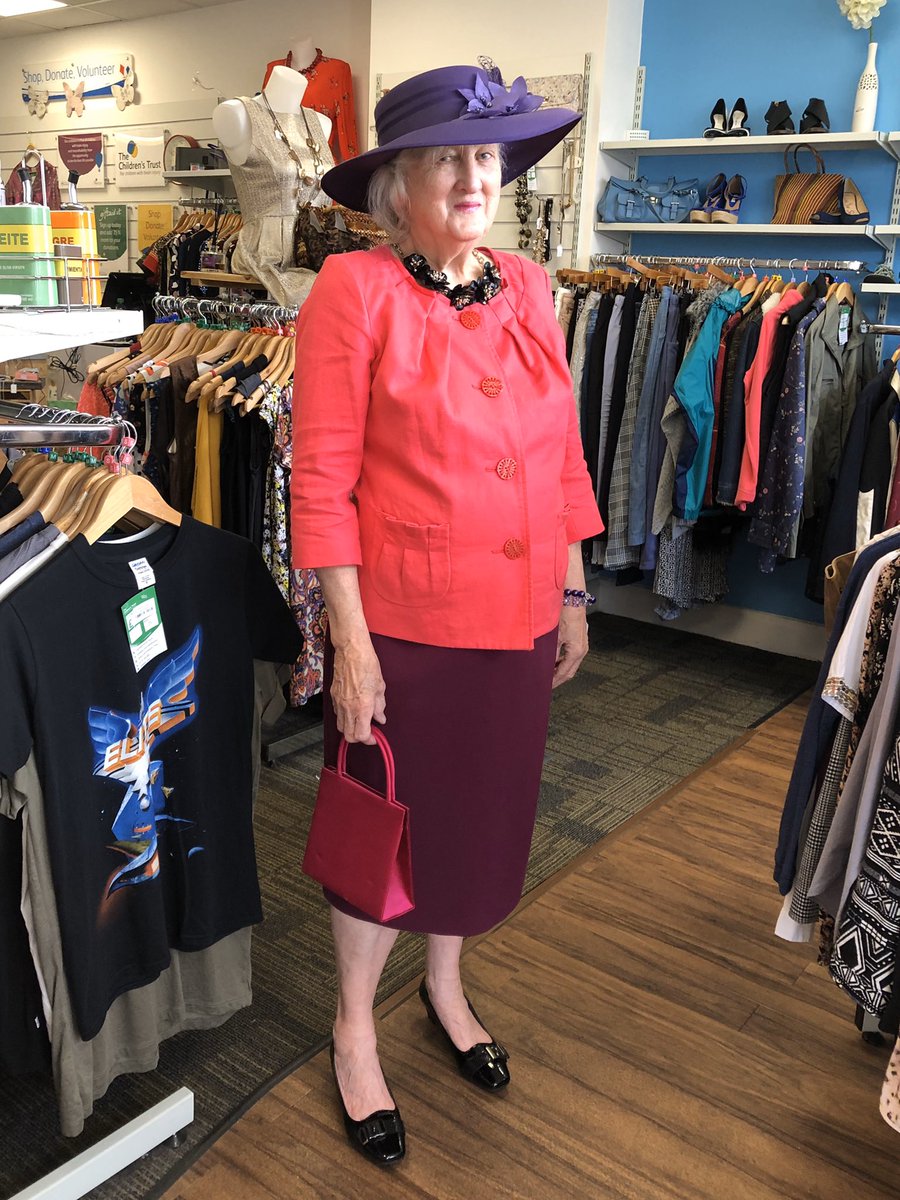 stoneleightct's tweet photo. We’ve put some fab outfits from @Childrens_Trust #charityshop in #HinchleyWood #Esher using our #volunteers as models! #sustainablefashion we have; #interviewready, #weddingguest, #lunchwiththegirls &amp; #dayattheraces ~ each complete outfit is less than £50! #charitybargain #shop https://t.co/iFpJoYe3If
