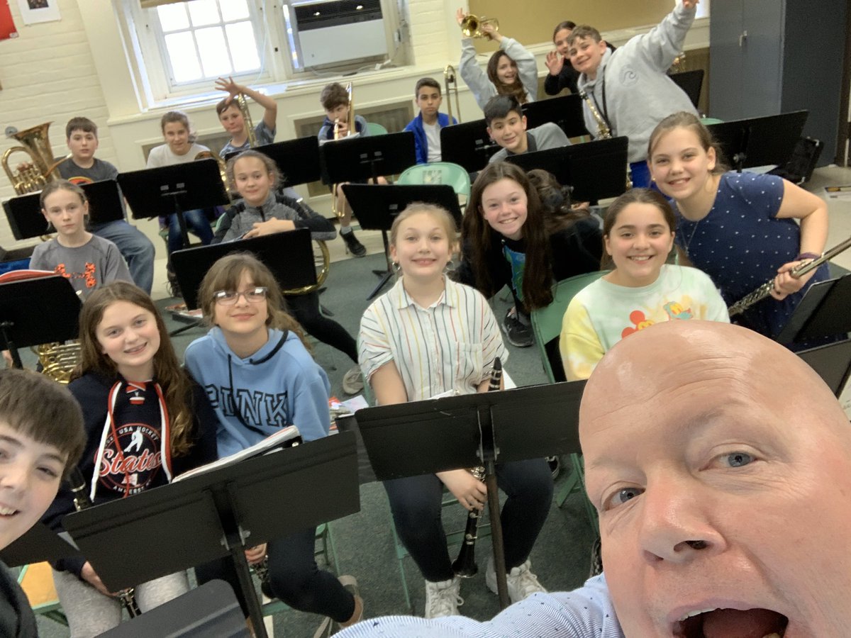 MrWandss's tweet photo. 5th grade Jazz Band today!  These kids can swing!!! https://t.co/bpcfmDFS4q