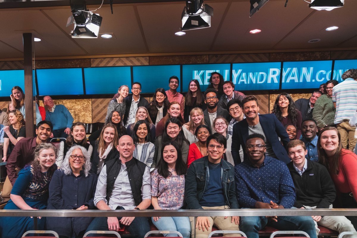 RyanSeacrest's tweet photo. Congrats to the honor students from @UniversityofGA's  First-Year Foundation Fellowship! Remember these faces - they're the ones you want in your study group #GoDAWGS https://t.co/dmahC0Lfg4