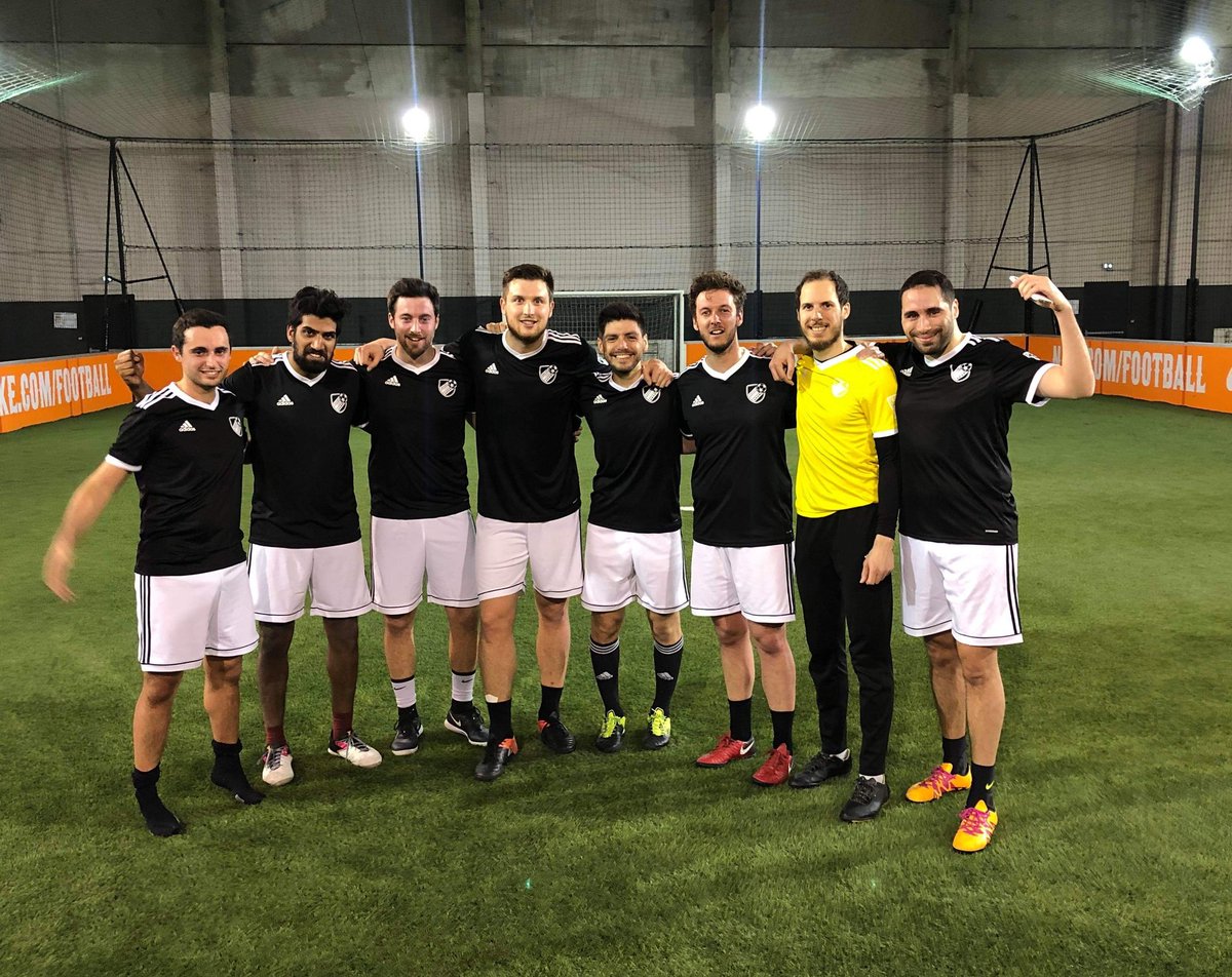 remysirieix's tweet photo. Soirée #ChampionsLeague avec la team #Digifoot au tournoi de foot à 5 inter-entreprise @Playinclub ⚽️

Et une victoire 15-7 contre l'équipe @dalkia 💪 https://t.co/yJaaviKXtO