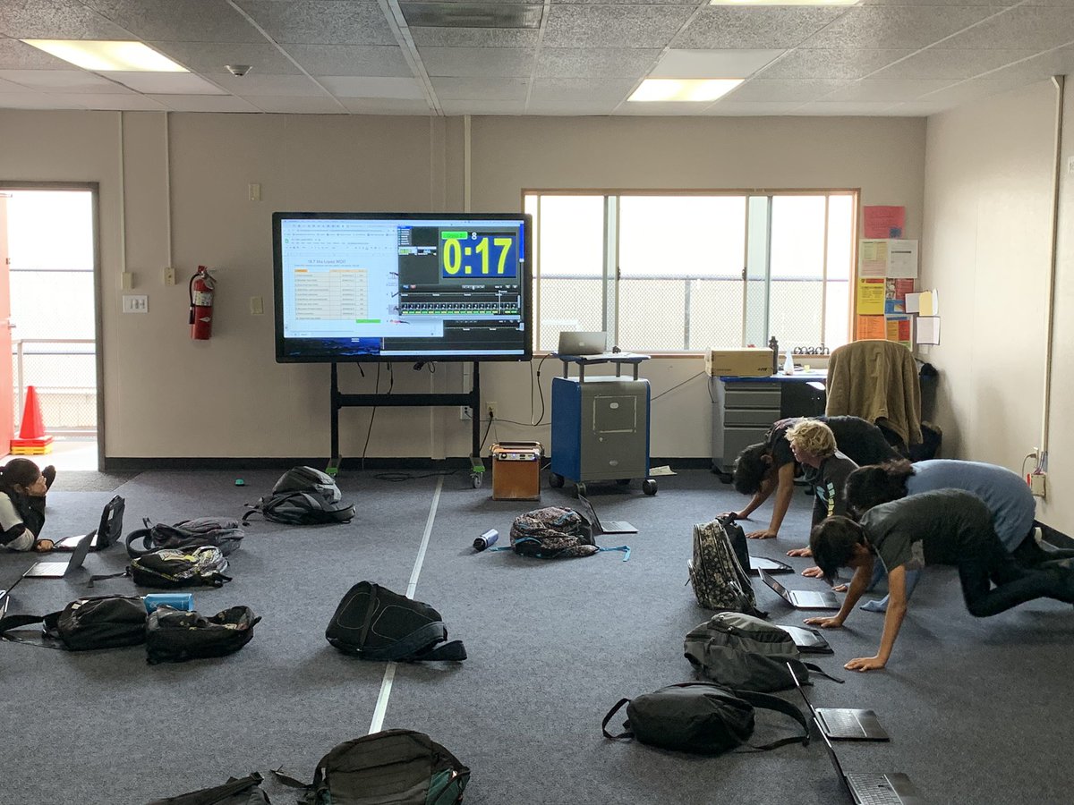 peteacherplus's tweet photo. Upper body workout. Tracking our score.  Trying to beat our old scores! #sausdPE @SantaAnaUSD #WEareSAUSD @ALAWolfPride #peworkout #physed https://t.co/5k7QrCaFY0