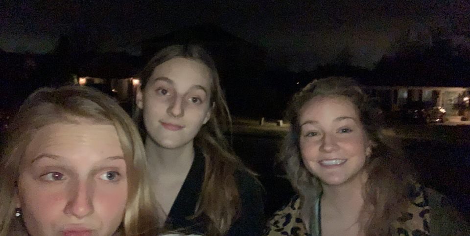 NerfSua's tweet photo. Meredith Garvey shot Teddi Schiller! Teddi is out for round 2! https://t.co/ltElhVxvSw