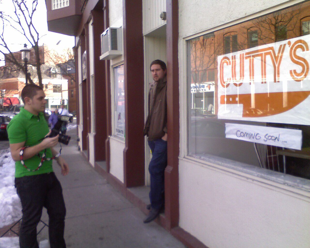 erwinchuk's tweet photo. Last week, Cutty's 10 Year Anniversary Party! Crazy! I have such fond memories of opening that first year and all of the staff, friends, and customers that came through. Thank you and congratulations, Charles & Rachel! @cuttys #boston #bostoneats #brooklinema #bostoneats #cuttys https://t.co/5ZATtVPkjz