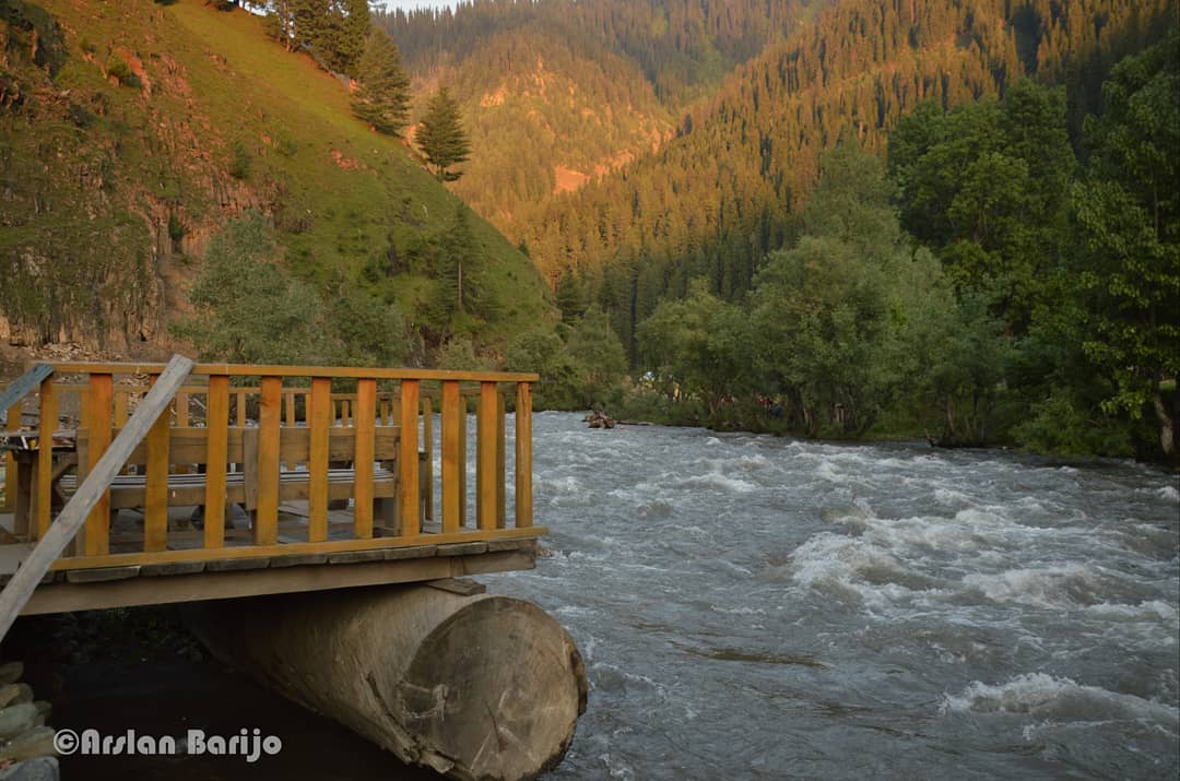 arslanbarijo's tweet photo. #NeelumValley #Kashmir #Pakistan  #TravelPakistan #BeautifulPakistan #Travel  #TravelDiary #PhotoBlogger #Photo  #Wanderlust #Traveller  #Blogger #Storyteller #photography #discoverpakistan #StoriesofPakistan #shutterpakistan #travellersofPakistan  #Pakistanisflying #PakistanIs https://t.co/wgRATXt8Ii
