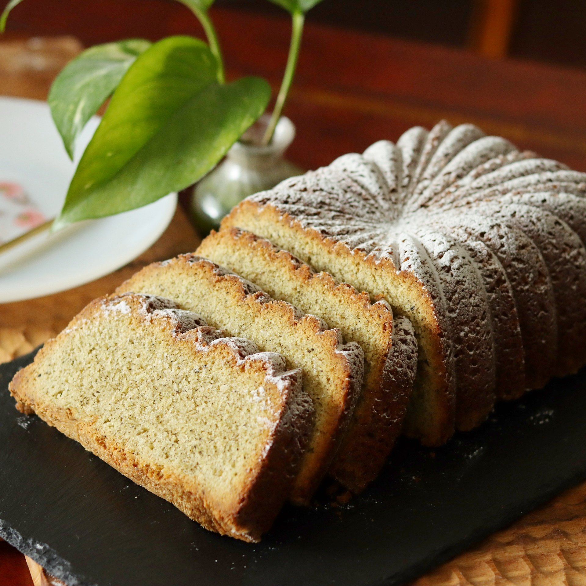 Gemomoge 紅茶のパウンドケーキ 友人にいただいた Nordicware の型で 外はさくっと中はしっとりと仕上がります レシピはブログで更新しました 紅茶のパウンドケーキ T Co O7mrgkcynv お菓子作り コッタ パウンドケーキ T Co