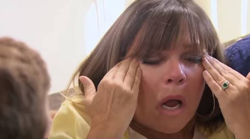 AidynWhite5's tweet photo. The moment when Barb had to impatiently wait for three hours just to see Madison... #BachelorNation #BachelorFinale https://t.co/WAfz1oyj0a