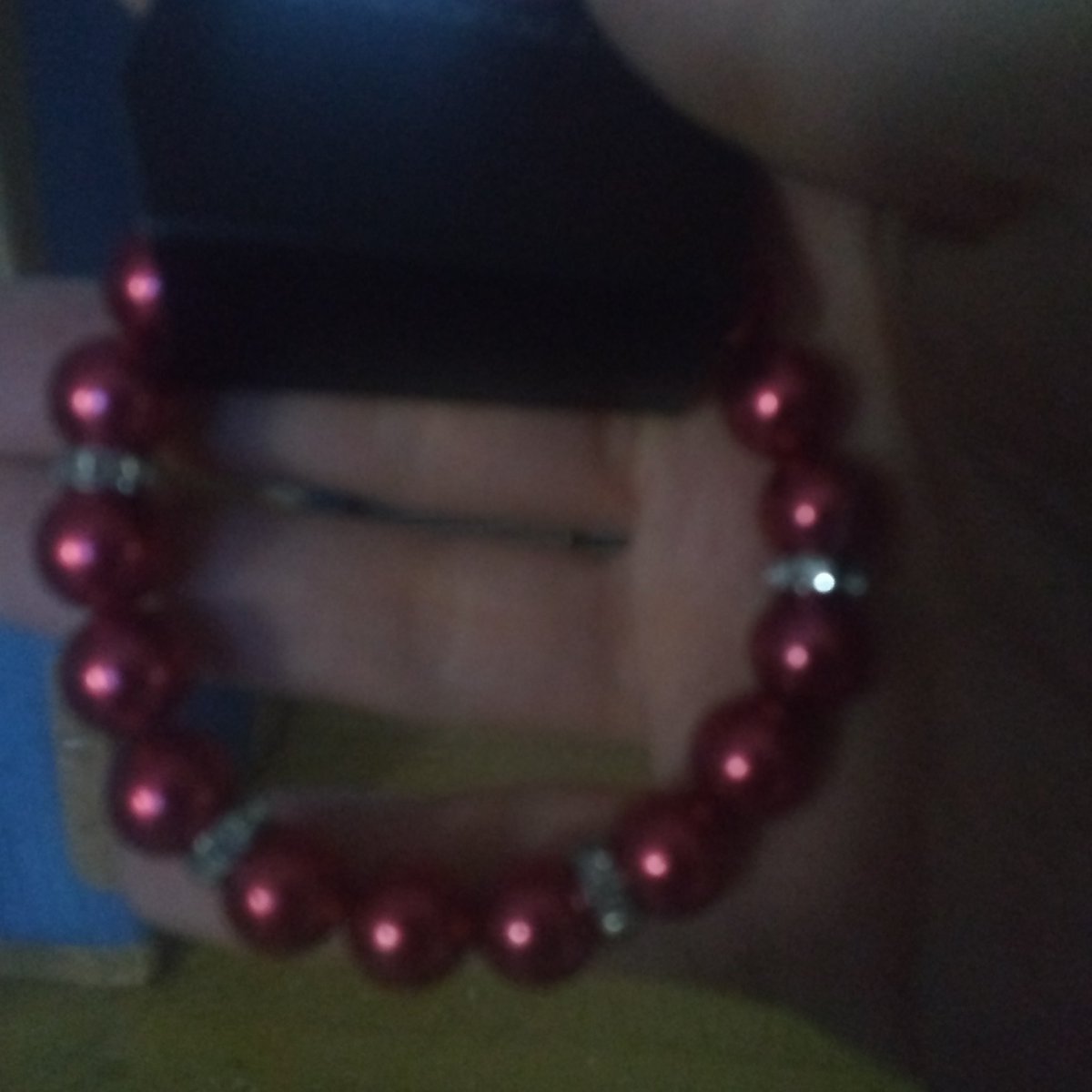 raddyman87's tweet photo. I am a paparazzi consultant I will post some pictures....Red and rhinestone streachy band bracelet all paparazzi jewelry is $5 nickel and lead free and I ship for a flat rate of $4 https://t.co/AlijDSTYkm