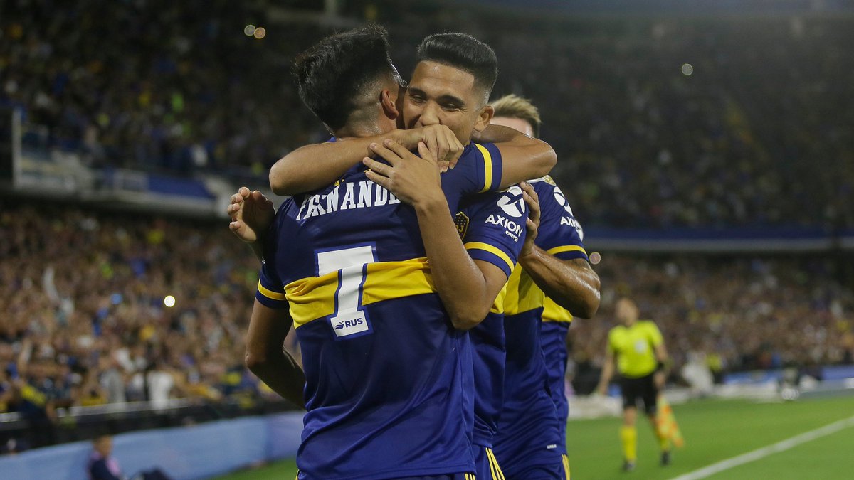 BocaJrsOficial's tweet photo. #Boca goleó 3-0 a @DIM_Oficial con un doblete del Toto Salvio y una pintura de Bebelo Reynoso.

El comentario en 👉 https://t.co/WdFOFXmvJW https://t.co/G2ZRv3ivhj