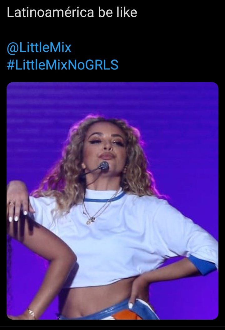 Day 9. Brazil left a very special mark in the hearts of the girls. But look at Jade and that expression!!! In love   #JadeThirlwall  #LittleMixNoGRLS  #LittleMixNoBrasil