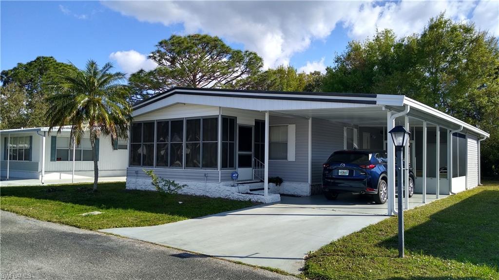 incapecoral's tweet photo. SOLD in two weeks on the market featuring a mobile-home in a prestigious #55andover community in #northfortmyersfl. We strive to provide the quality marketing our age-restricted communities deserve. https://t.co/subs72HjJZ