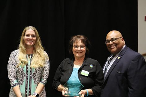 HelpEnvision's tweet photo. Thank you @wichitagreeks for the Outstanding Community Partner award! @wsuDG nominated us for the honor, and we are speechless!!!
#DoGood #ILoveWichita #deltagammalove #greeksisters #dgsisters #deltagammasisters #panhellinic #panhelliniclife @deltagamma @DGF_Tweets https://t.co/O6abBgNXgF