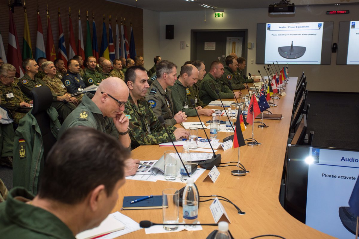 klute67's tweet photo. Tillbaka i Sverige efter mitt första deltagande i NATO AIR CHIEF SYMPOSIUM. Två dagar fyllda med mycket intressanta diskussioner och föreläsningar. Det svenska flygvapnet ligger långt fram,  såväl i förmåga som interoperbilitet, om man hänför med många andra europeiska Flygvapen. https://t.co/u2sxlkIa9z