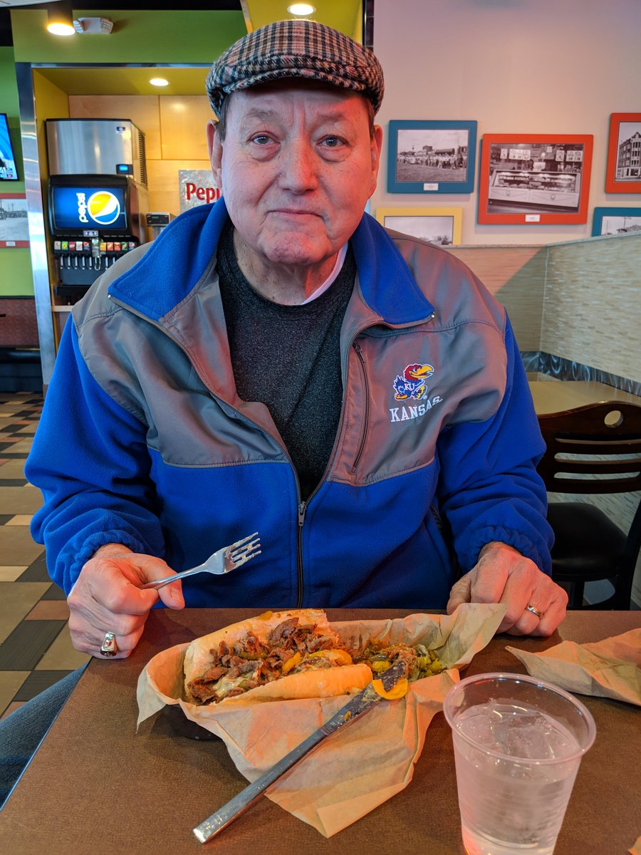 SOKansasCEO's tweet photo. @SamuelAdamsBeer
#toastsomeone
#Dad https://t.co/5K3IKd9GgF