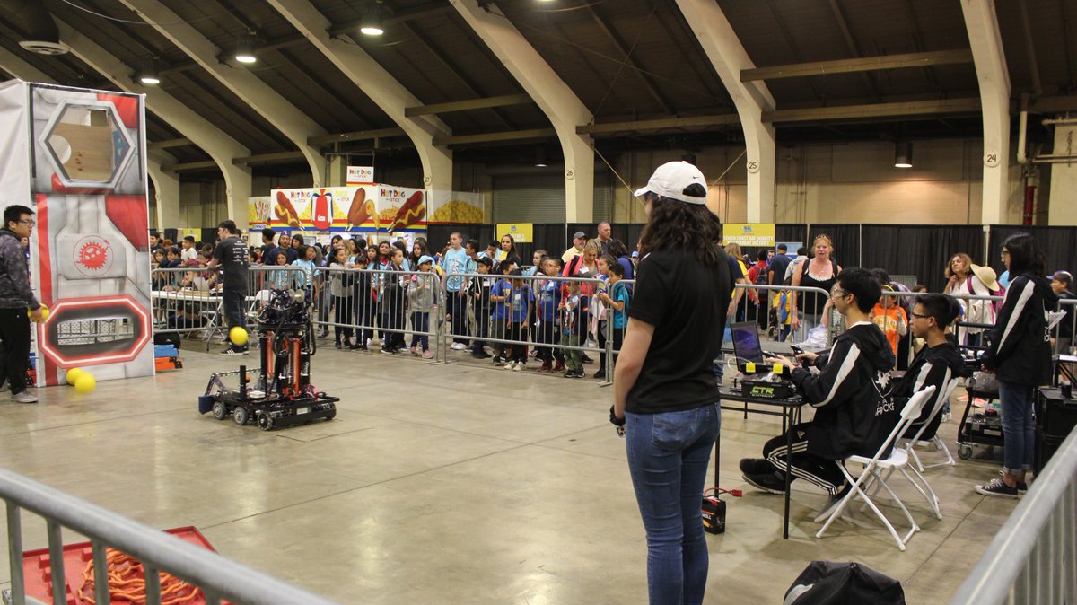 Spyder3D's tweet photo. We are so proud and grateful to have represented @dbhsorg at the #stea2mfair2020 alongside the dedicated members of their graphic media club #PrintedWorks, their robotics team @team3473, and technicians from @EpilogLaser. Thank you to @Fairplex and all our participants! You rock! https://t.co/Ozkii2i2oV