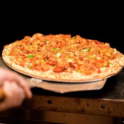 En la sección de hoy: "Ser fit es mi pasión 😏😏" te presentamos un delicioso restaurante y que es amigable con el medio ambiente: Panago pizza, en él todos los ingredientes son 100% orgánicos y los utensilios son sostenibles. 
📍: Vancouver
📸: CrowdRiff