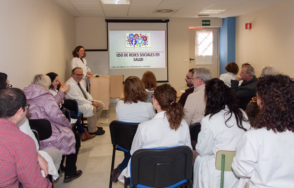 #MIR2020
#MIR2020Abierto 

Motivos para escoger #Endocrinología y #Nutrición
<a href="/HospitalUVRocio/">Hospital Universitario Virgen del Rocío</a> 
Te lo contamos en 6️⃣puntos

#Endohuvr
<a href="/amuedo_sandra/">Sandra Amuedo</a> <a href="/juanmacanelo/">Juanma Canelo</a> <a href="/AnaEndocrino/">A</a> <a href="/IrenedeLara/">IrenedeLara</a> <a href="/diegojds22/">Diego Jesús Del Can Sánchez</a> <a href="/AJMartinezO/">AJ Martínez Ortega</a> <a href="/ElenaDF75/">Elena D</a> <a href="/alfonsosotoendo/">Alfonso Soto Moreno</a>