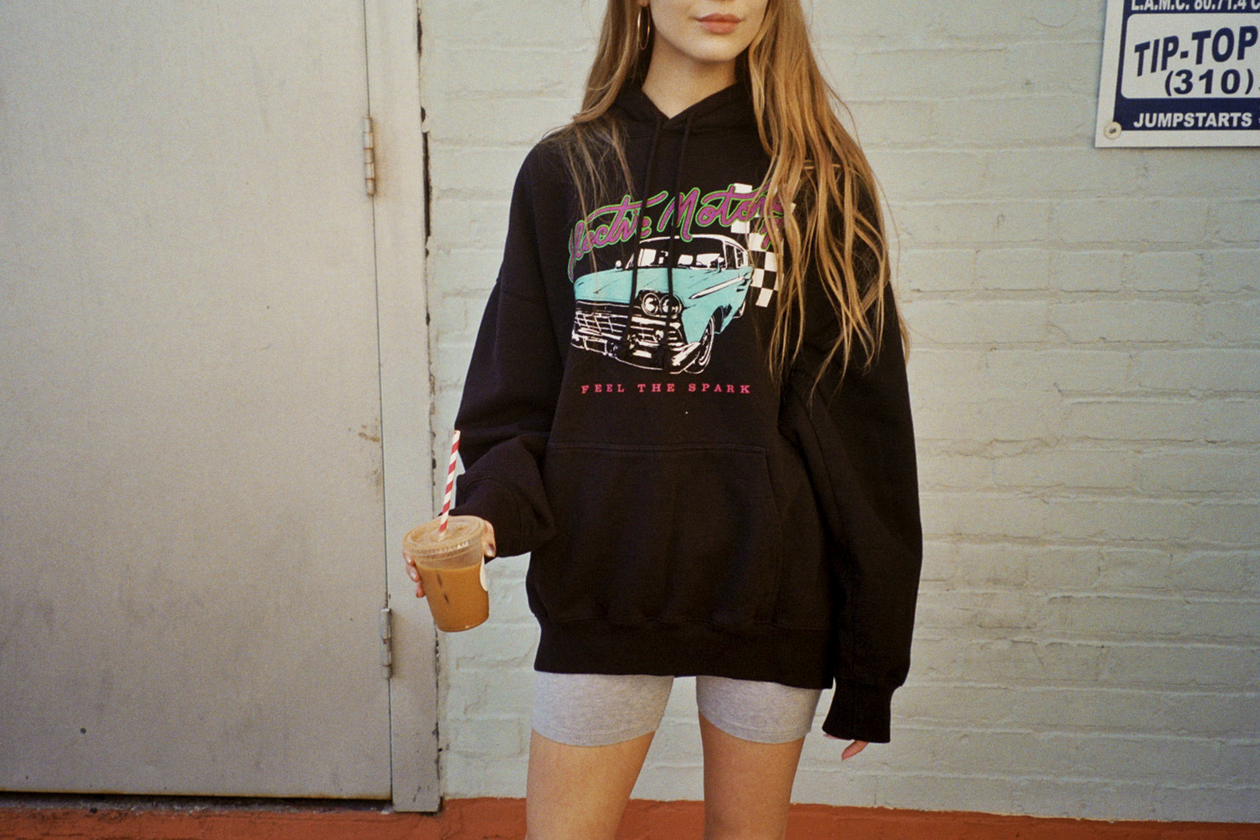 Brandy Melville USA on X: CHRISTY ELECTRIC MOTORS 72' HOODIE  GRIFFIN  SHORTS #brandyusa ☕️     / X