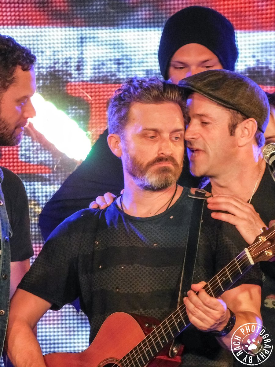 Rachphotos85's tweet photo. Rob Benedict and Adam Fegus
Monday Concert
#JIB10 #JIBWEEK2019 https://t.co/WlJU2BpbrB
