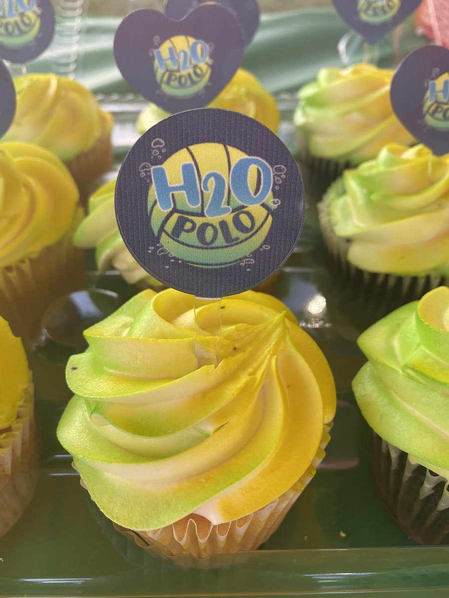 Kathryn_Koerner's tweet image. Senior Night 2020