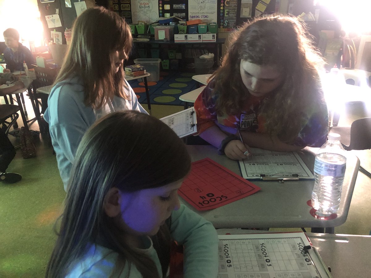 cashionsclass's tweet photo. Patterns in Area Scoot! We understand the pattern when changing the length and/or width and the overall area of the rectangle! @OESrockSTARS https://t.co/N0rDlbY9IE