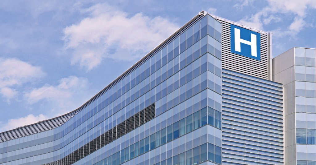 WebMD's tweet photo. If COVID-19 begins to spread more rapidly in the U.S., somewhere between 200,000 to 2.9 million people might need to enter an ICU -- and experts worry that the U.S. health care system just isn't equipped to handle that. https://t.co/YU9xvQZfAo https://t.co/ZccFy389KM