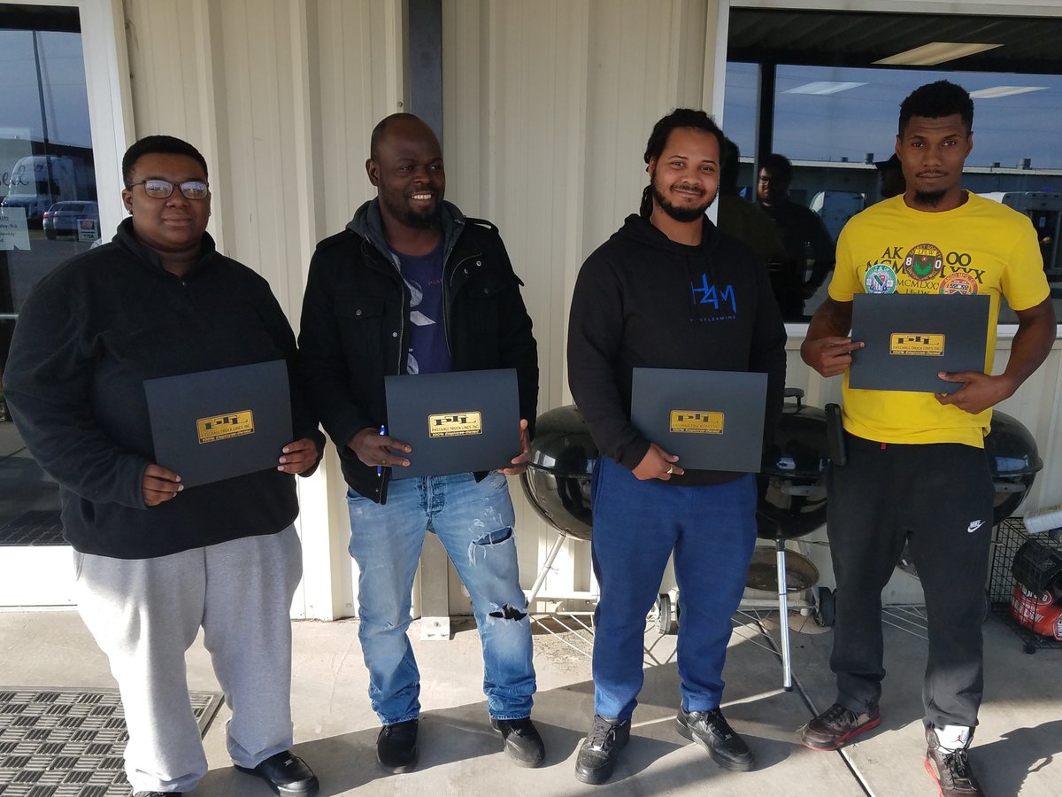 DriveforPTL's tweet photo. Shout out to this great group of drivers from left to right Canesha Woods, Ibrahima Sidibe, Jamarcqueous Scott, and Cornelius Thomas, they recently decided to become trainers and completed the Train the Trainer course! Good luck out there! #safetydriven #trainers #driveforptl https://t.co/I1LQtVsOdq