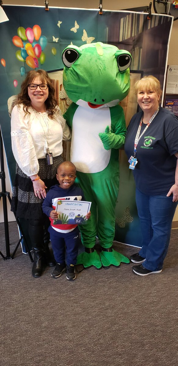 Tess Johnson tweet media