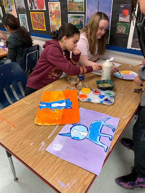 TylerTomcats's tweet photo. Mrs. Moye’s students were working hard during art class today. They painted blue dogs inspired by the artist, George Rodrigue. #TYESTomcats https://t.co/Xr7W4gz3r1