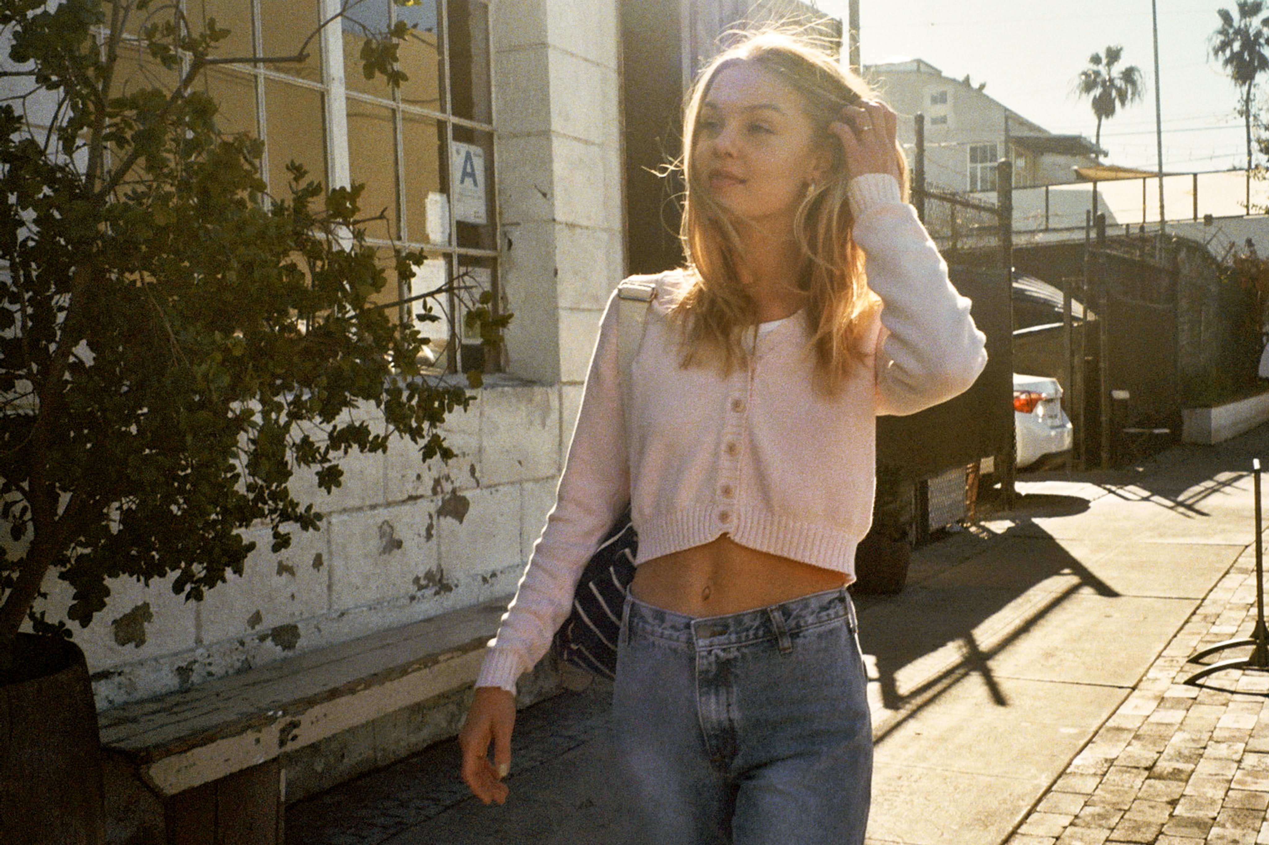 Billie sweater brandy melville 2025