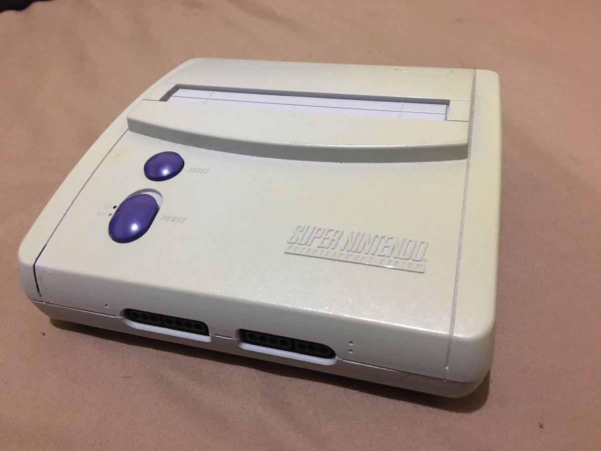 doublebbv's tweet image. Cachivaches #017

#SNES #AvCable #DcAdapter #Controller #SnesJr