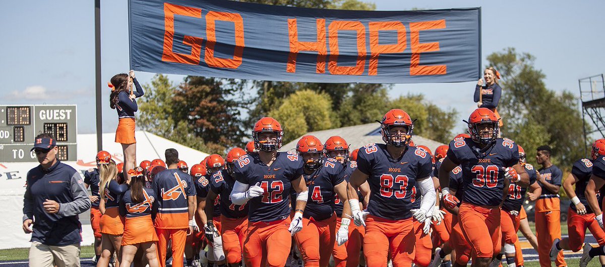 azcassel's tweet image. Thank you @coachmricketts @PStuursm for having me on a visit today! Also very blessed to receive an offer from @HopeCollegeFB