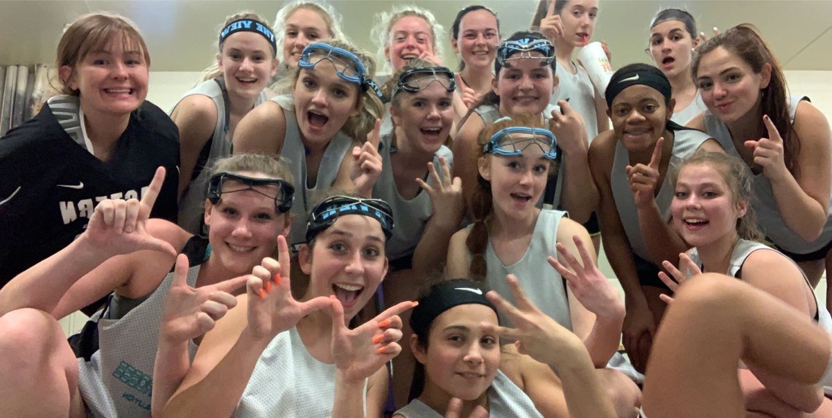 CycloneGlax's tweet photo. Coming off our first win like...
#feelthewind #lovethelax #fightlikeagirl https://t.co/kHX54fOgnP