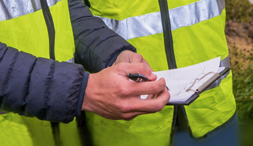 Why do people pollute? And what strategies do Environment Protection Officers use to interact with businesses? This study undertaken by Jim Curtis and Stefan Kaufman from BehaviourWorks Australia captures the valuable insights of those on the frontline. 
ow.ly/88Bt30qoQgO