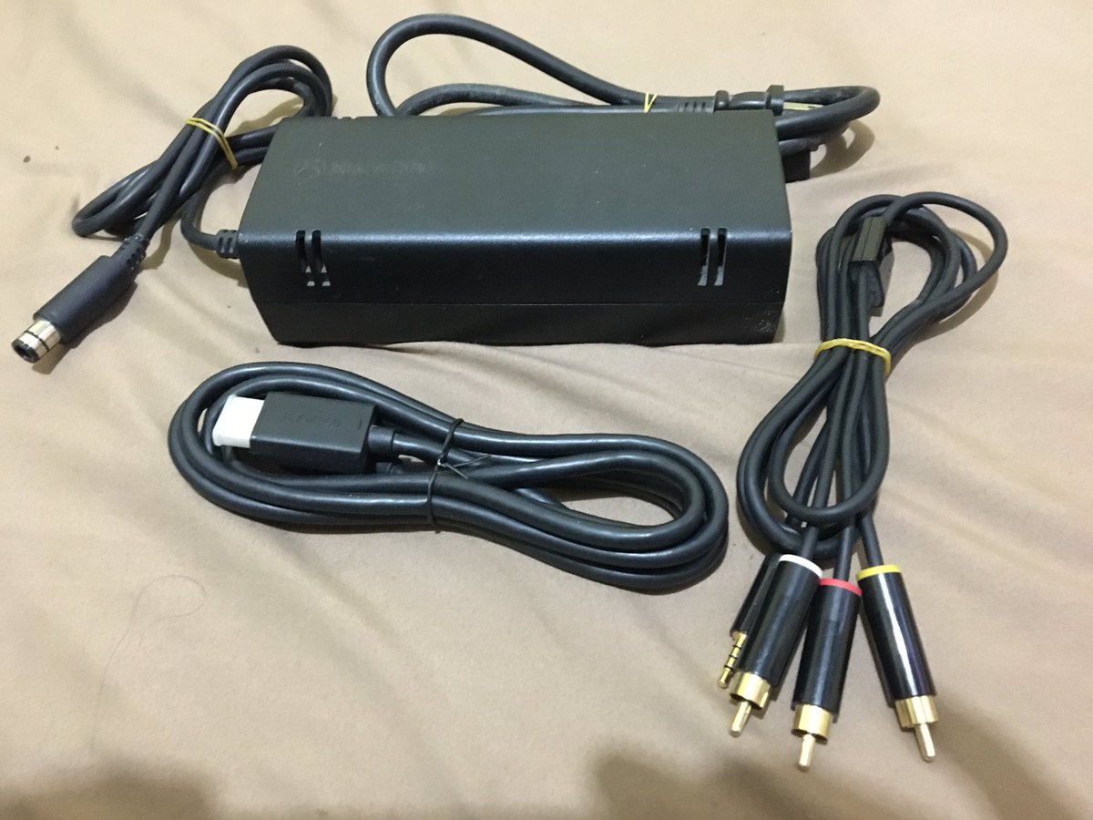 doublebbv's tweet image. Cachivaches #022

#Xbox360 #HDMI #AvCable #AcAdapter #Controller #WirelessController