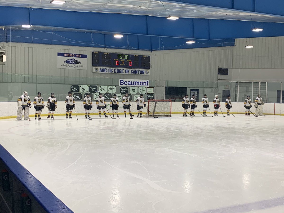 ducey02's tweet photo. Go knights! @LivingstonGirls https://t.co/6y6kkvkF2e