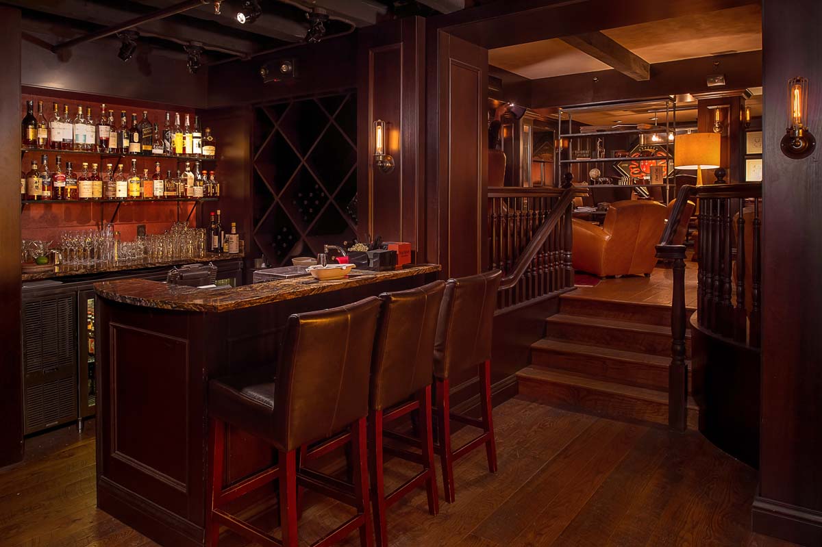Our Back Room package gives you exclusive access to our on-site #tobacco and #cigar shoppe, plus more! See the whole deal here: vlsm.io/2hA9 🥃