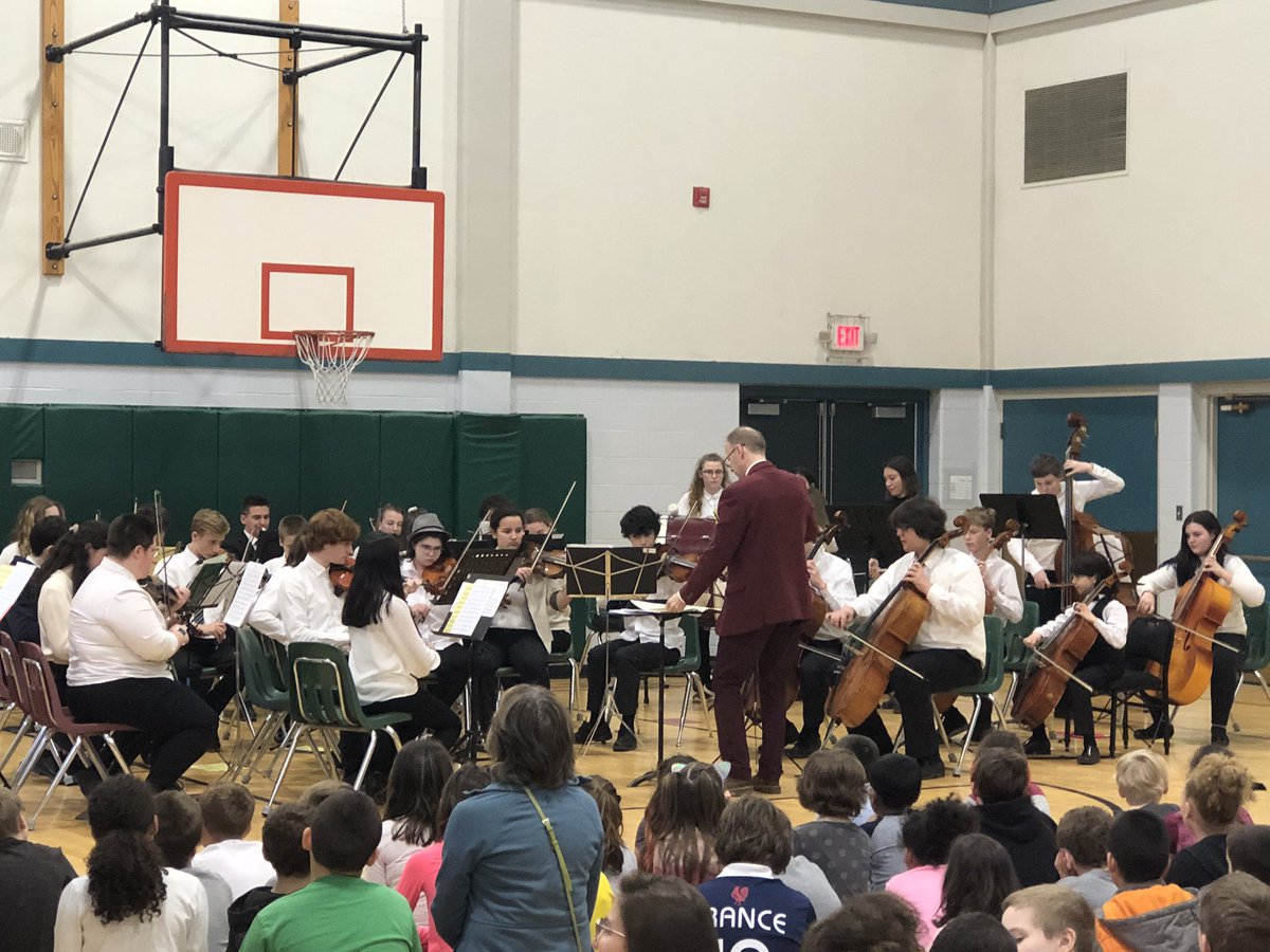 Ms. Slater tweet media