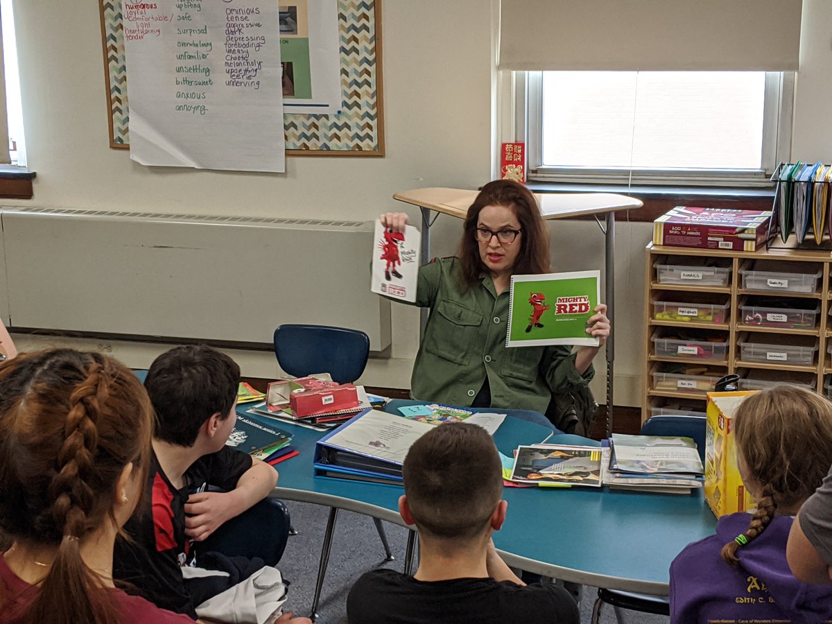 7th graders started working on their visuals for drawing attention to their argument essays-infographics and videos. Many thanks to graphic design experts Marcy Sacks, Mary Allen, and Andy Dean for bringing their expertise and authenticity to the work. #BrooklineInnovates #ECS