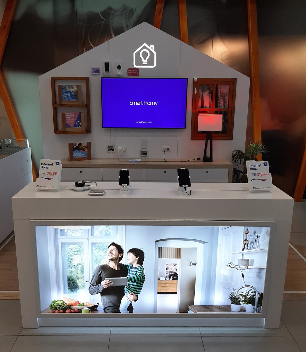 SmartHomy's tweet image. @SmartHomy presente en el módulo de #hogarinteligente de @entel