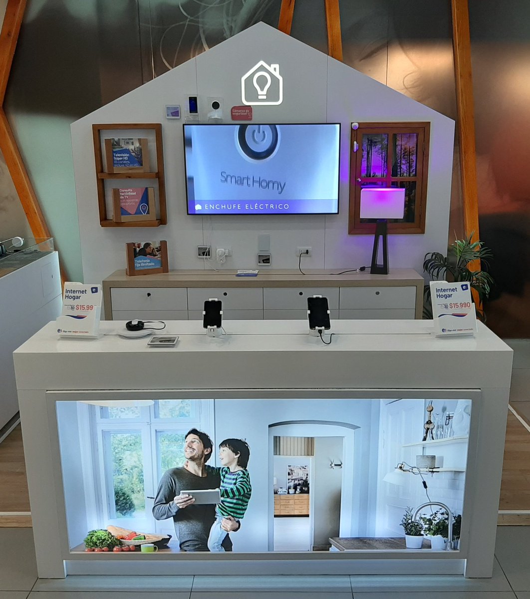 SmartHomy's tweet image. @SmartHomy presente en el módulo de #hogarinteligente de @entel