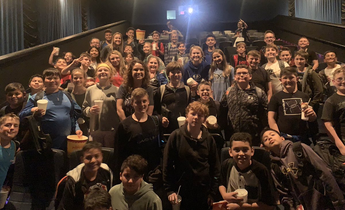 7thStapleton's tweet image. If your teacher says read the book BEFORE you see the movie 🎥 , you do! This group of 6th Graders led an intense book 📚 club over the last week giving up their mornings &amp;amp; recesses all to enjoy a different, yet fantastic movie 🍿 #Buck #Thornton #JackLondon @DISD_DIS #DISjourney