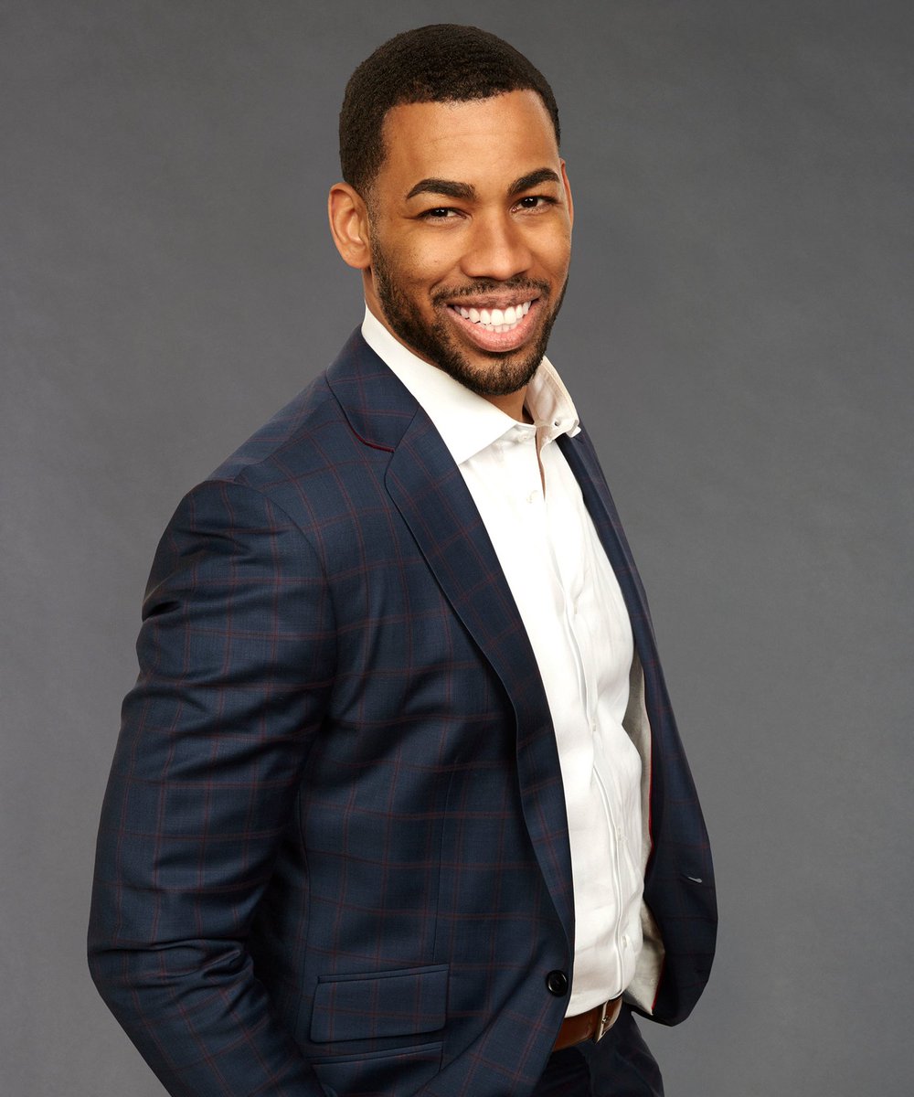 You know who WOULDN’T have ended up alone at the finale due to his own poor decisions? #TheBachelor #BachelorNation