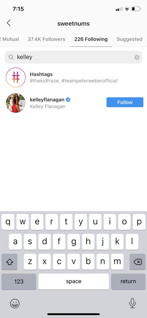 ashleyespillman's tweet photo. peter is about to propose to kelley live on stage i’m calling it now, she wasn’t at women tell all and there’s a reason for that👀👀 https://t.co/PFxXplx6MA