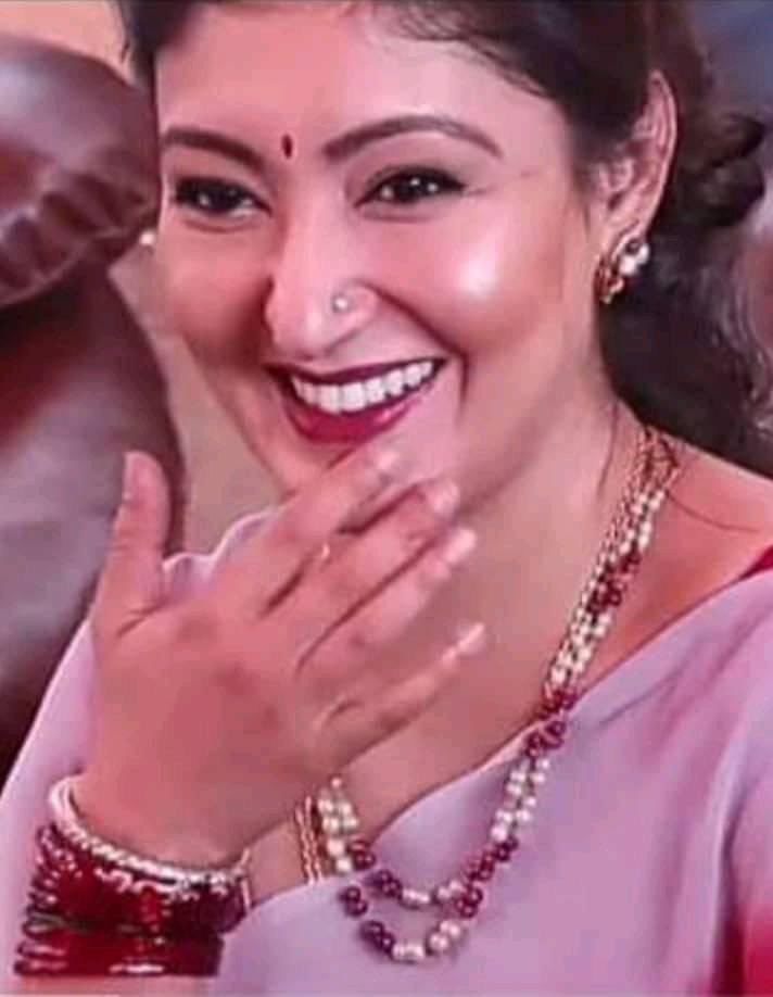 surajthapa98's tweet photo. @HemanishahHS #BeautifulPrincess @HemanishahHS मेरो प्रेरणा होइबक्सिन्छ तर कबिता मात्र पाये stay happy stay blessed
#KeepSmiling as always किनकि जब तिम्रो मुस्कान ओठ चिरेर निस्कन्छ तिम्रो मुस्कानसंगै मुस्कुराउछु म पनि #KeepSpreading #ContagiousSmile सधैं भरी एसै गरी
#ThankYou ❤️❤️ https://t.co/77mCArdukN