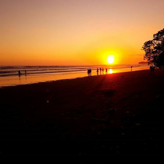 ifitnessvida's tweet photo. At least a great ending to a very long day.
.
Tomm we get to wake up and start fresh again. Every day is a brand new opportunity. 
#nofilter #sunsetgram #puravida #successdiaries https://t.co/CDqnhLS01a https://t.co/qIJF5dknmK