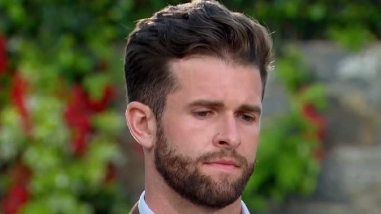 missalyssalea's tweet image. Jed realizing he went on the wrong show when he sees the Listen to Your Heart previews #TheBachelor