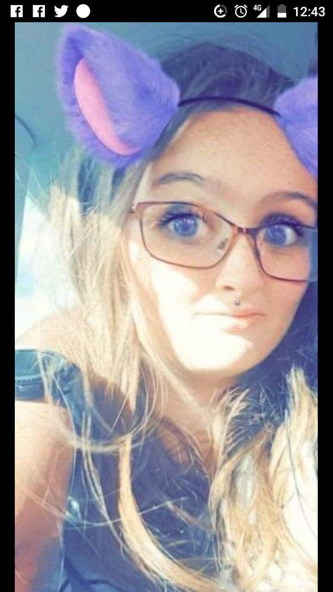 carlapunkgirl's tweet photo. Happy birthday to this beautiful darling young lady!!. ❤️💕
20!!. Where did the years go!?!?. ❤️
Love you so much love you til my soul aches with love! #mydouble 💕 https://t.co/8F12oTG43C